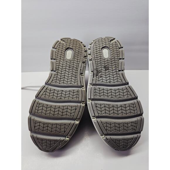 Brooks Women 7 Comfy footwear